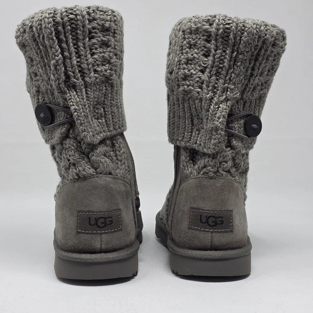 Ugg Classic Cardy Cabled Knit Tall Grey Boots Youth Size 3 1143702K New